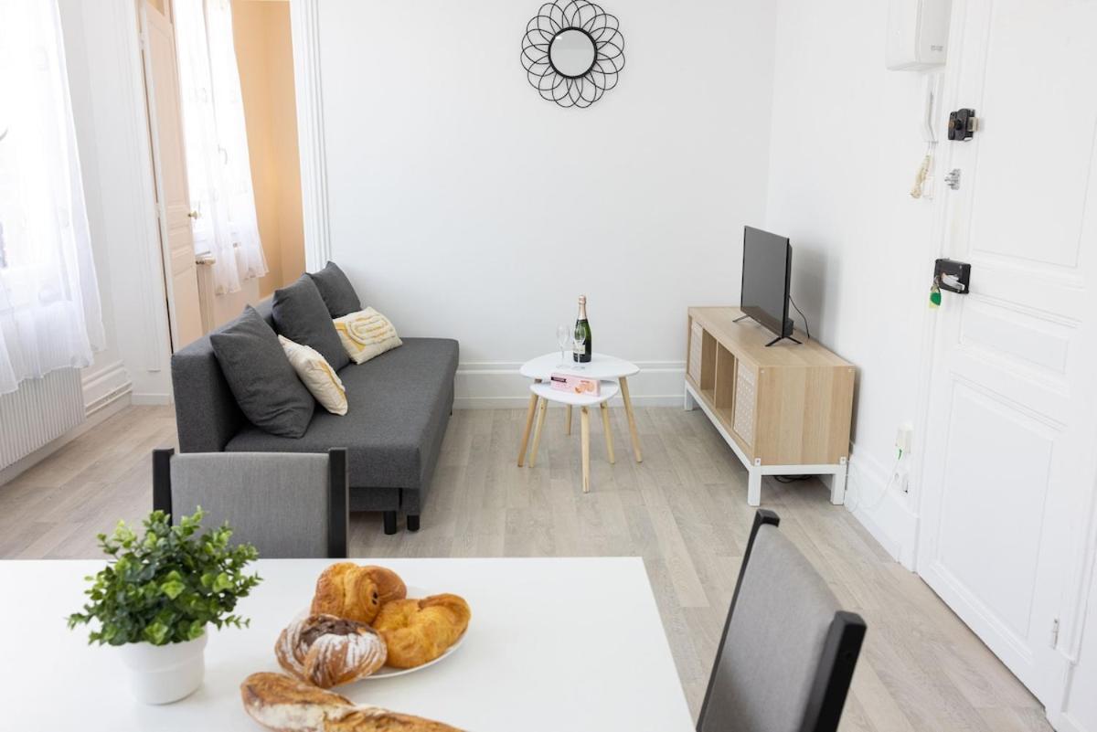 Le 29 - Emplacement Ideal Pour Ce T2 Epernay Bagian luar foto